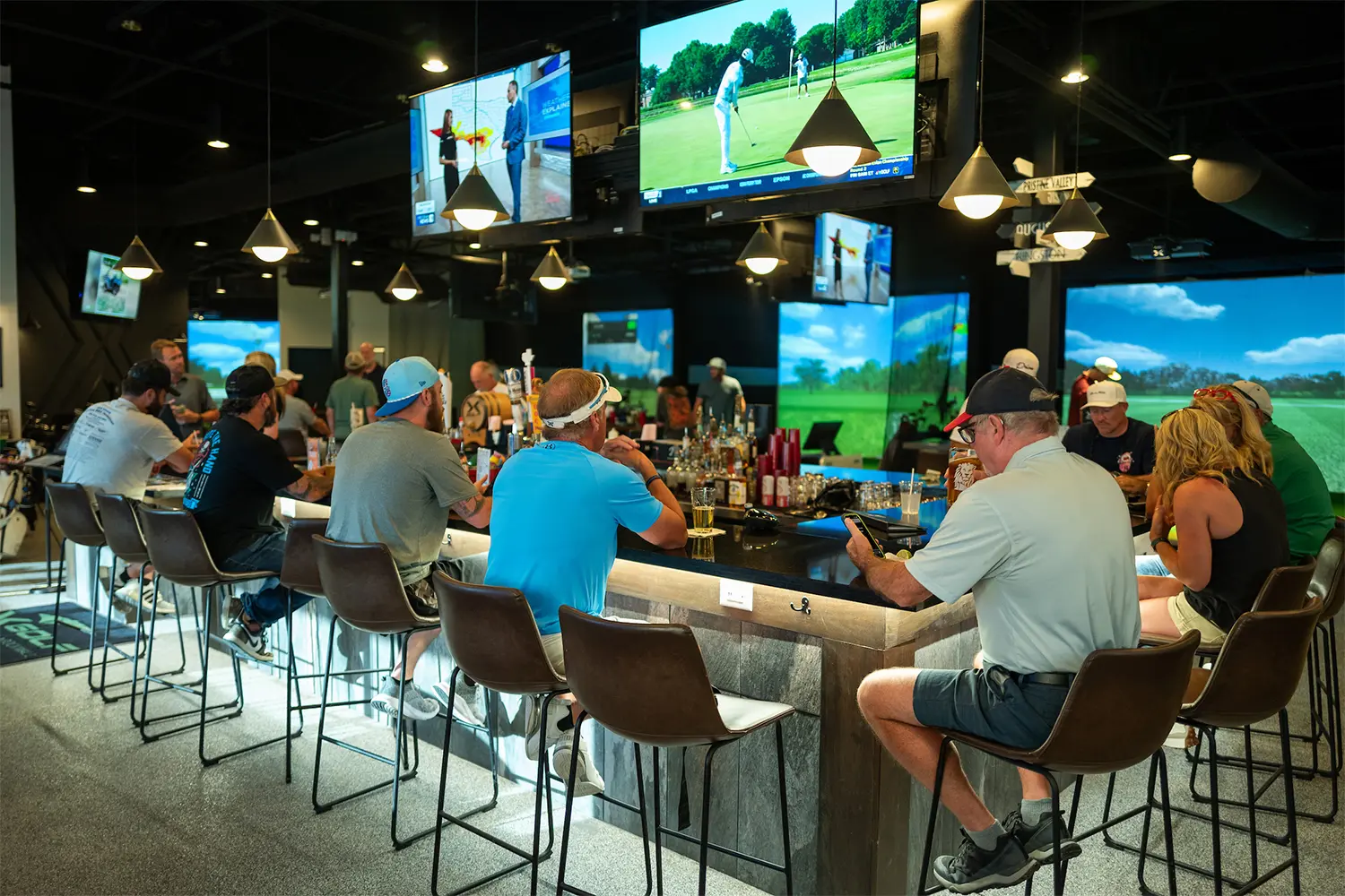 xgolf-frisco-indoor-golf-bar